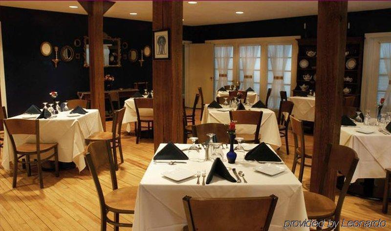 The Frogtown Inn Canadensis Restaurant foto
